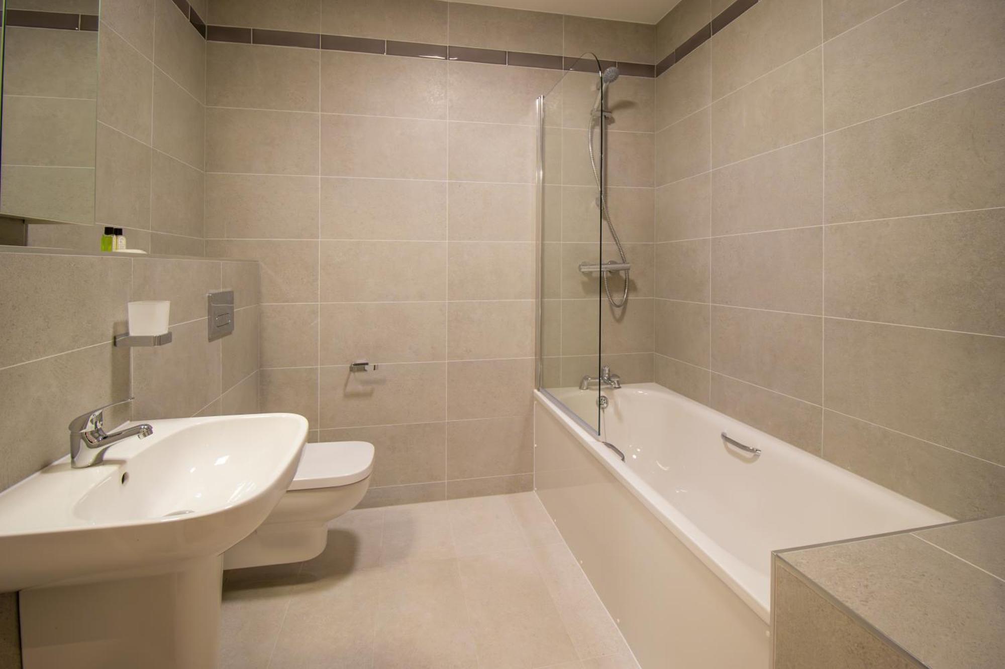 The Maltings Aparthotel Port Laoise Bagian luar foto